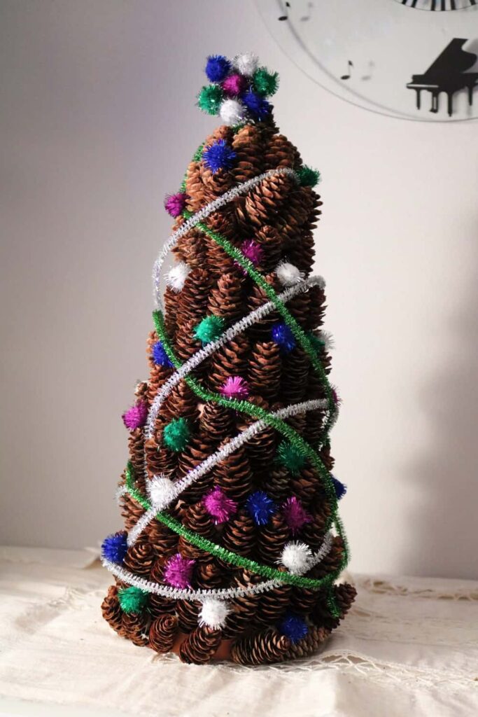 Mini Christmas Pine Cone Tree