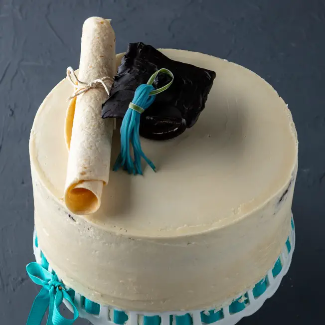 Graduation Cake Design