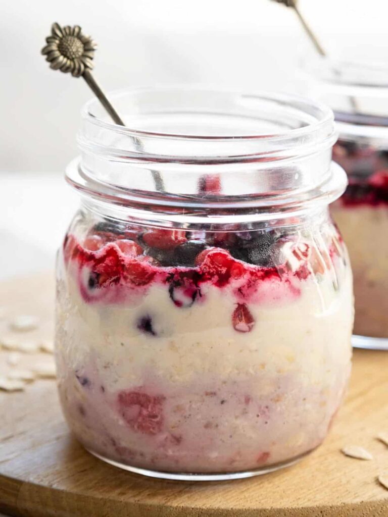 Frozen Fruit Breakfast Overnight Oats