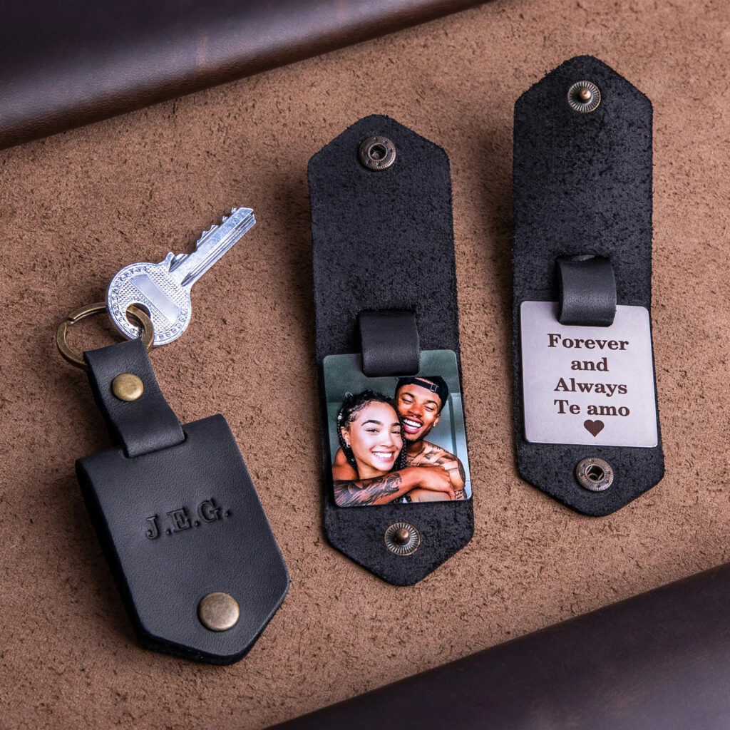 Leather keychain with photo