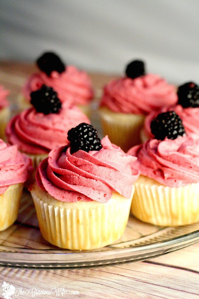 Lemon Blackberry Cupcakes